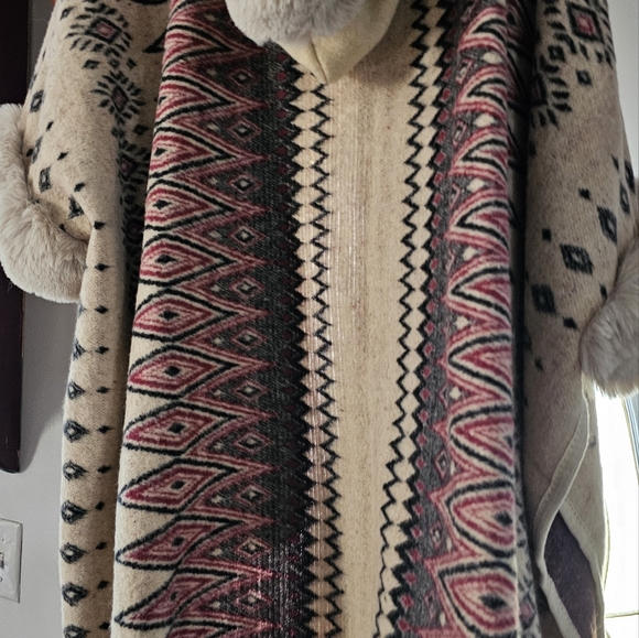 Cardigan - Picture 7 of 7